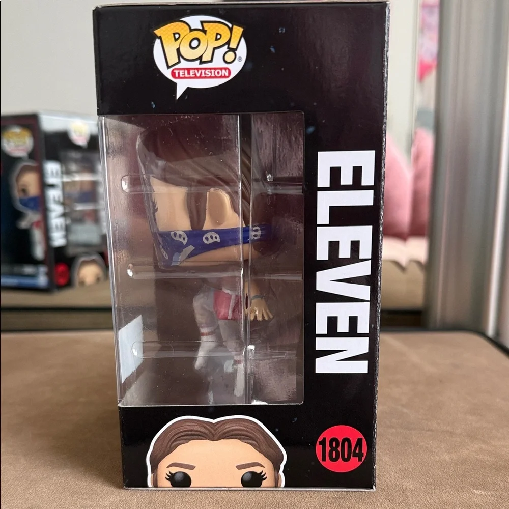 Funko Pop Stranger Things Eleven with Blue Bandana - Picture 2 of 5